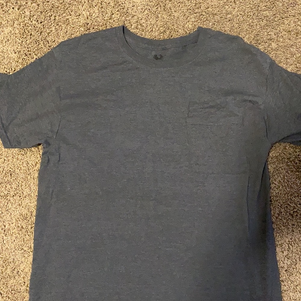 Shirt - Picture 2 of 4